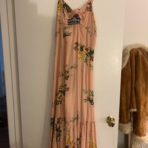 ANGIE Peplum Bottom Dress (Large)